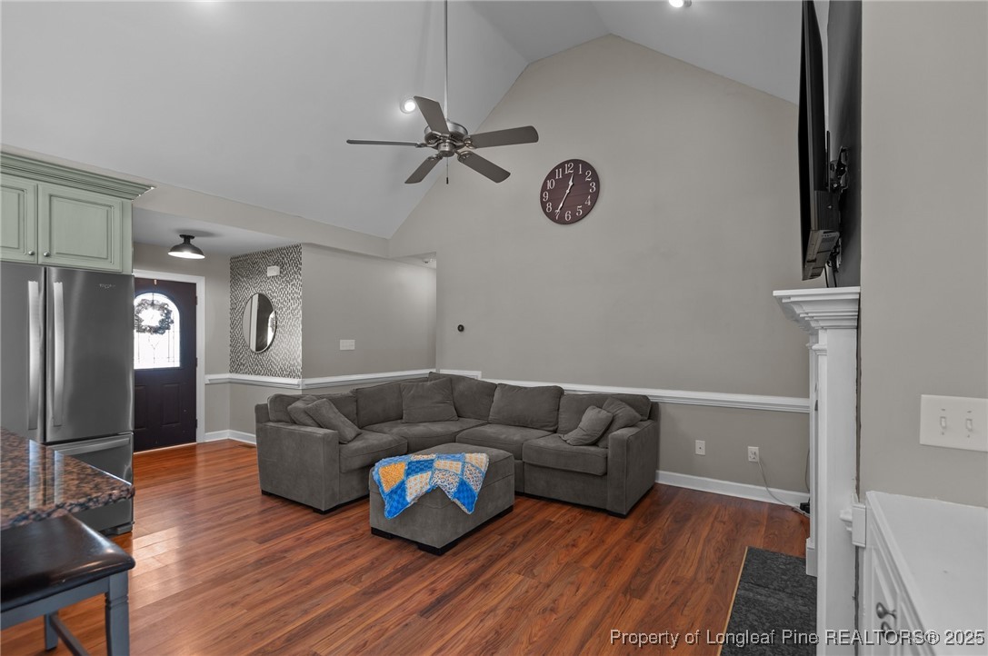 207 King James Way