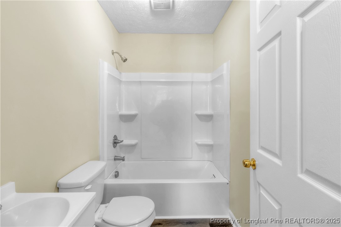 205 Jasper Street 3