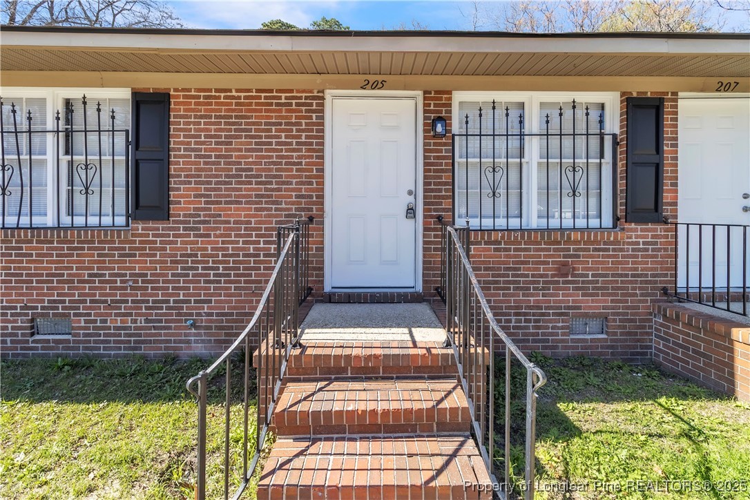 205 Jasper Street 3
