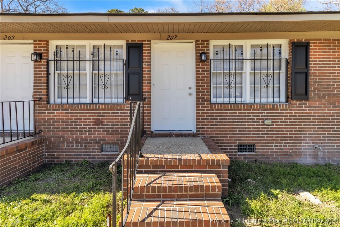 205 Jasper Street 3