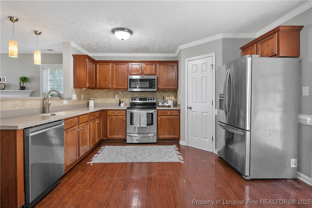 3555 S Peak Drive