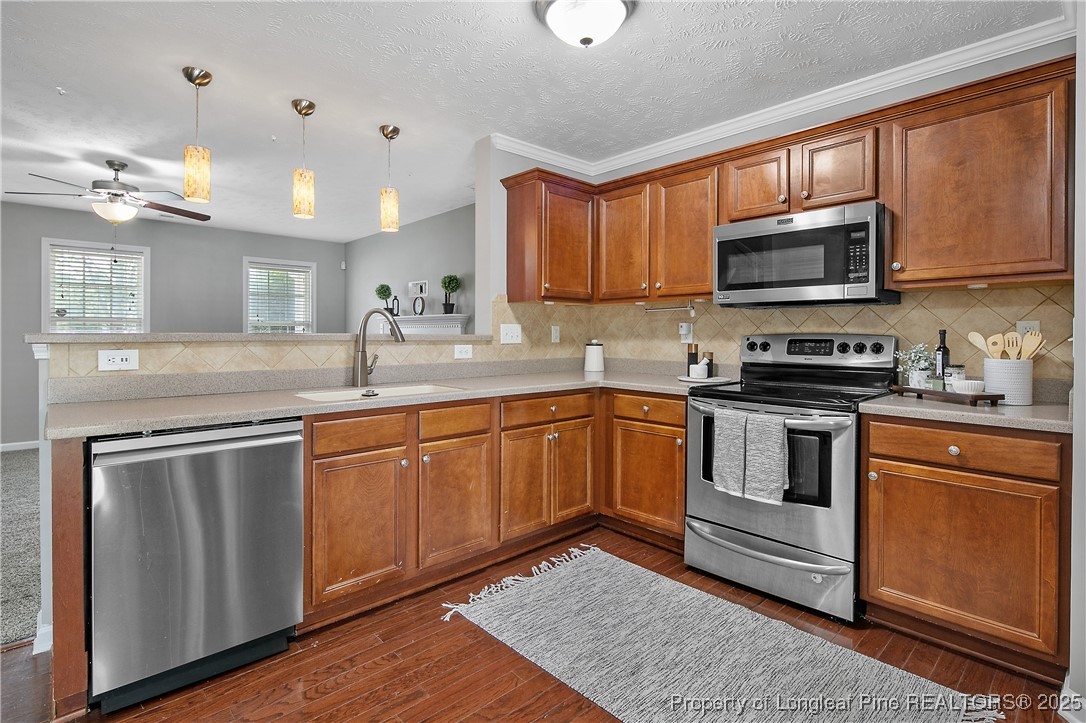 3555 S Peak Drive