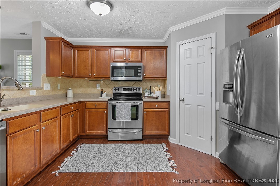 3555 S Peak Drive
