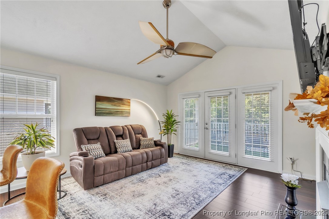 3316 Harbour Pointe Place 9