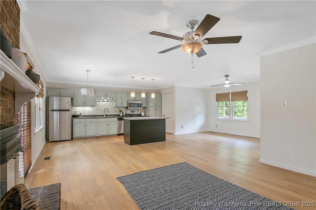 1137 Andrews Road