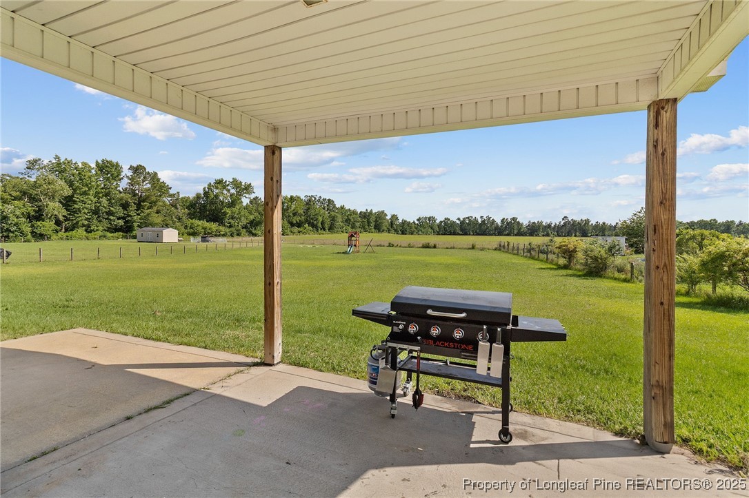 653 Hendrix Road