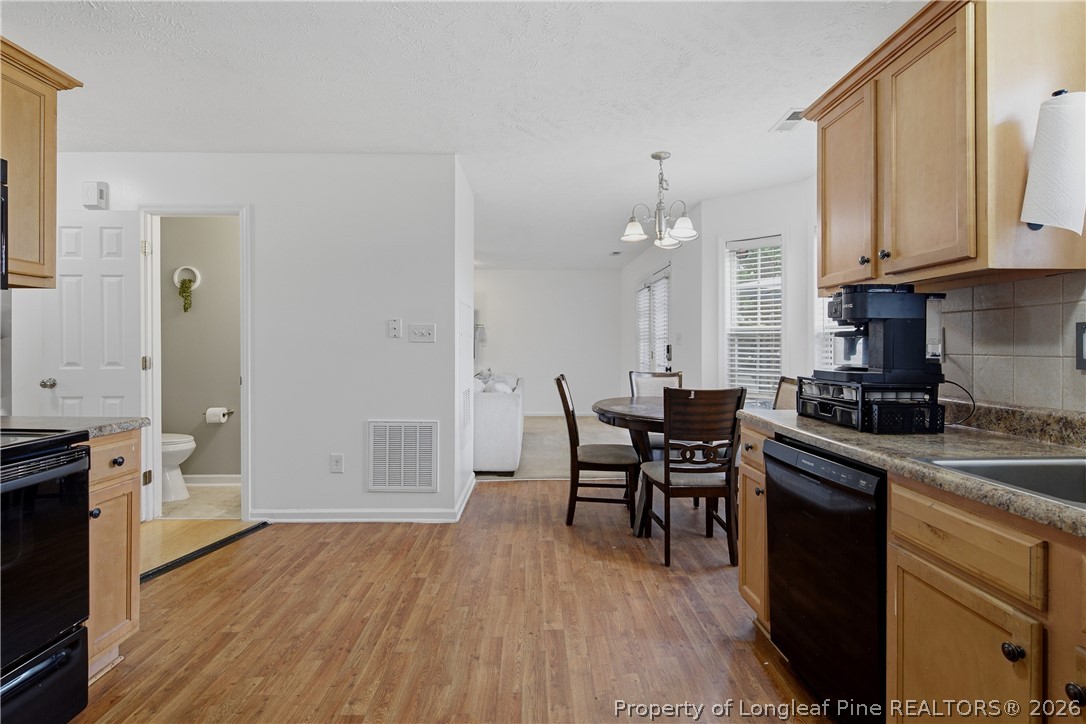 1203 Grackle Drive