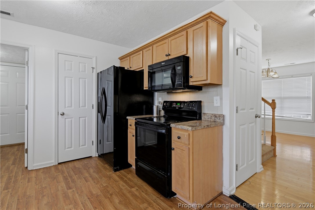1203 Grackle Drive