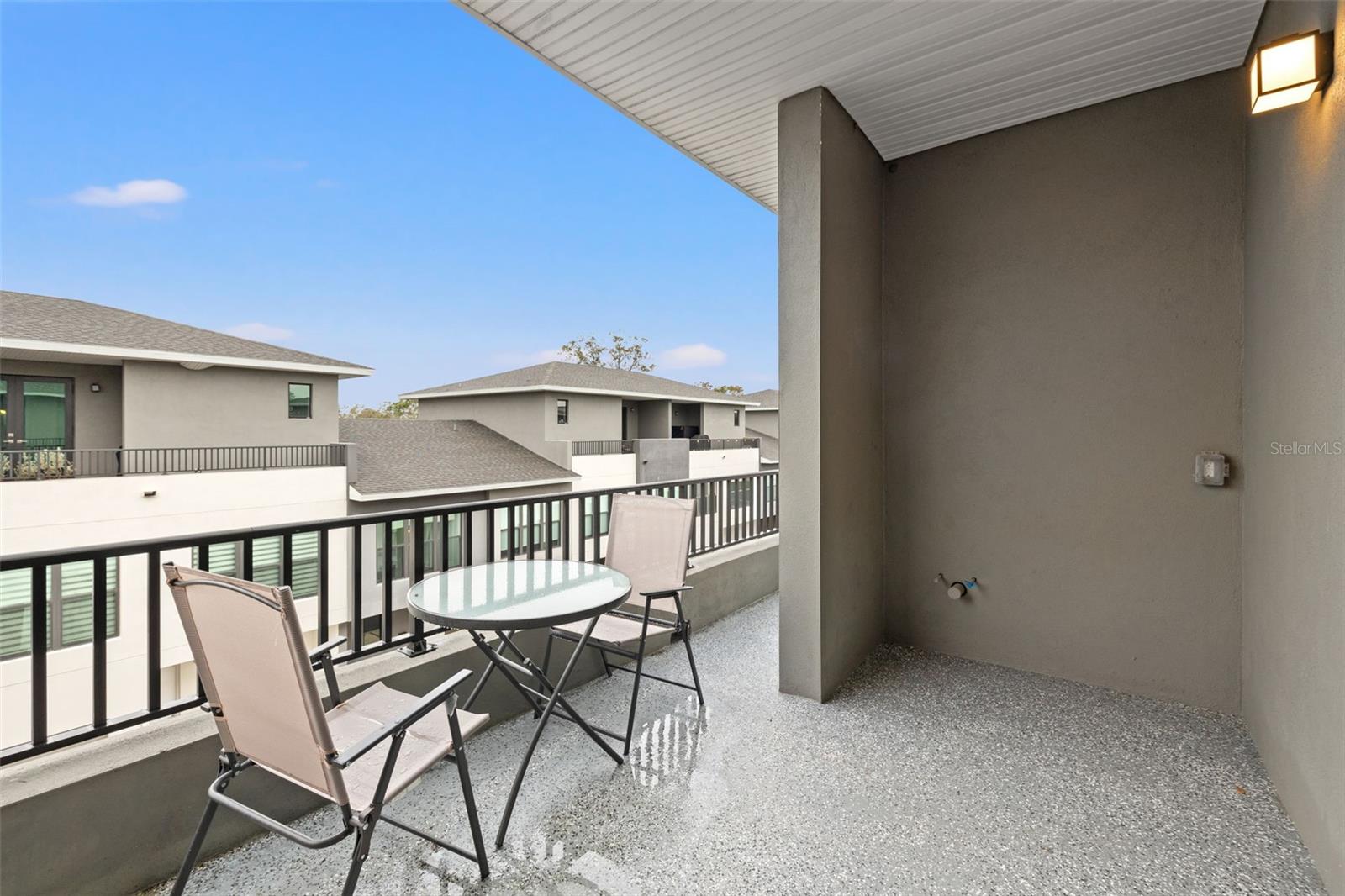 8709 PALM RANCHES PL