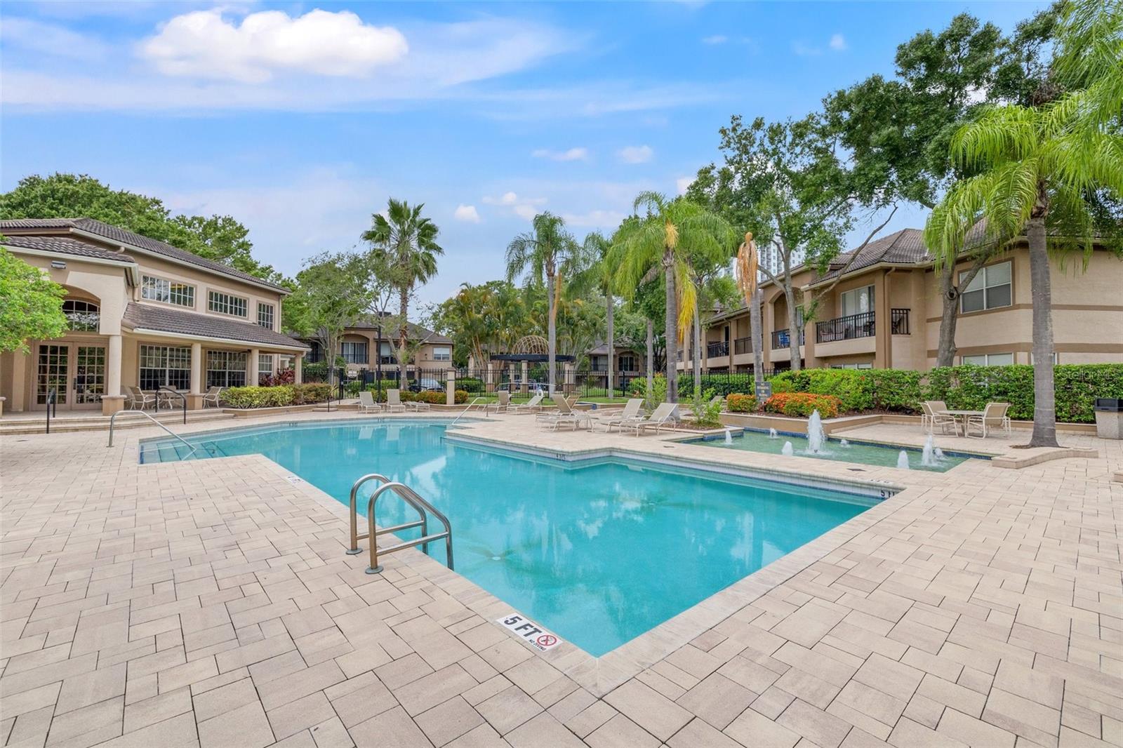 1039 NORMANDY TRACE RD #1039