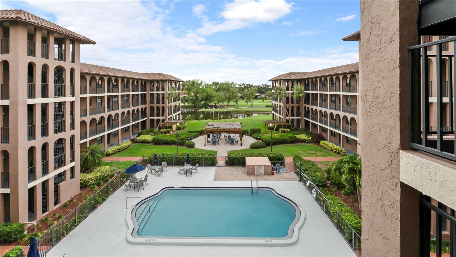 6100 GULFPORT BLVD S #415