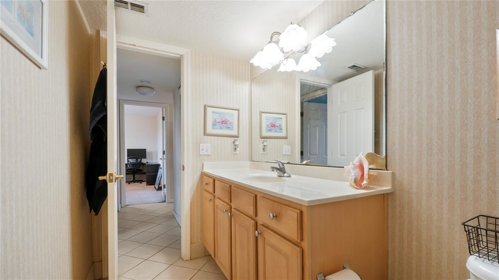 6100 GULFPORT BLVD S #415