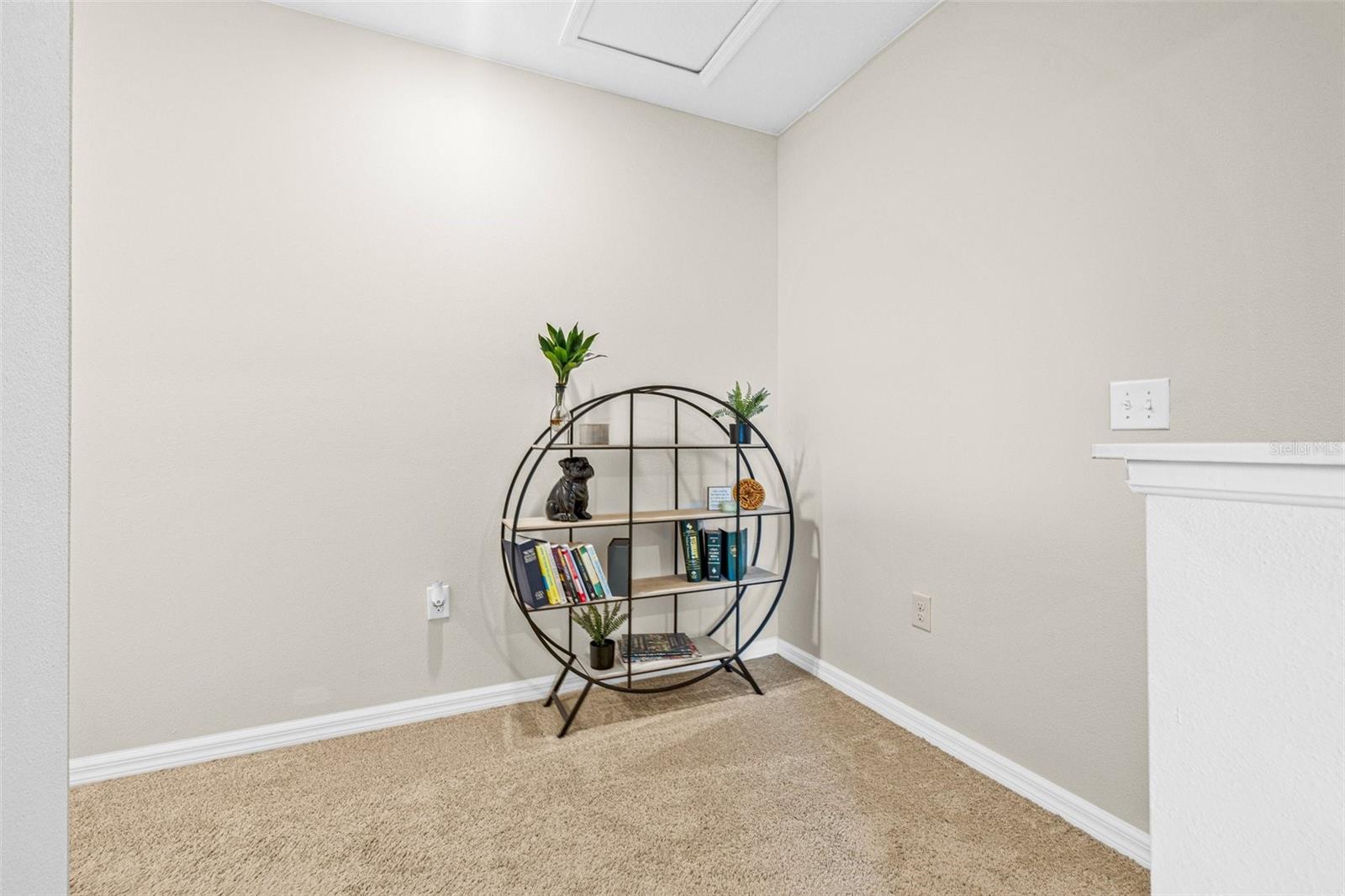 2771 SUNCOAST BLEND DR