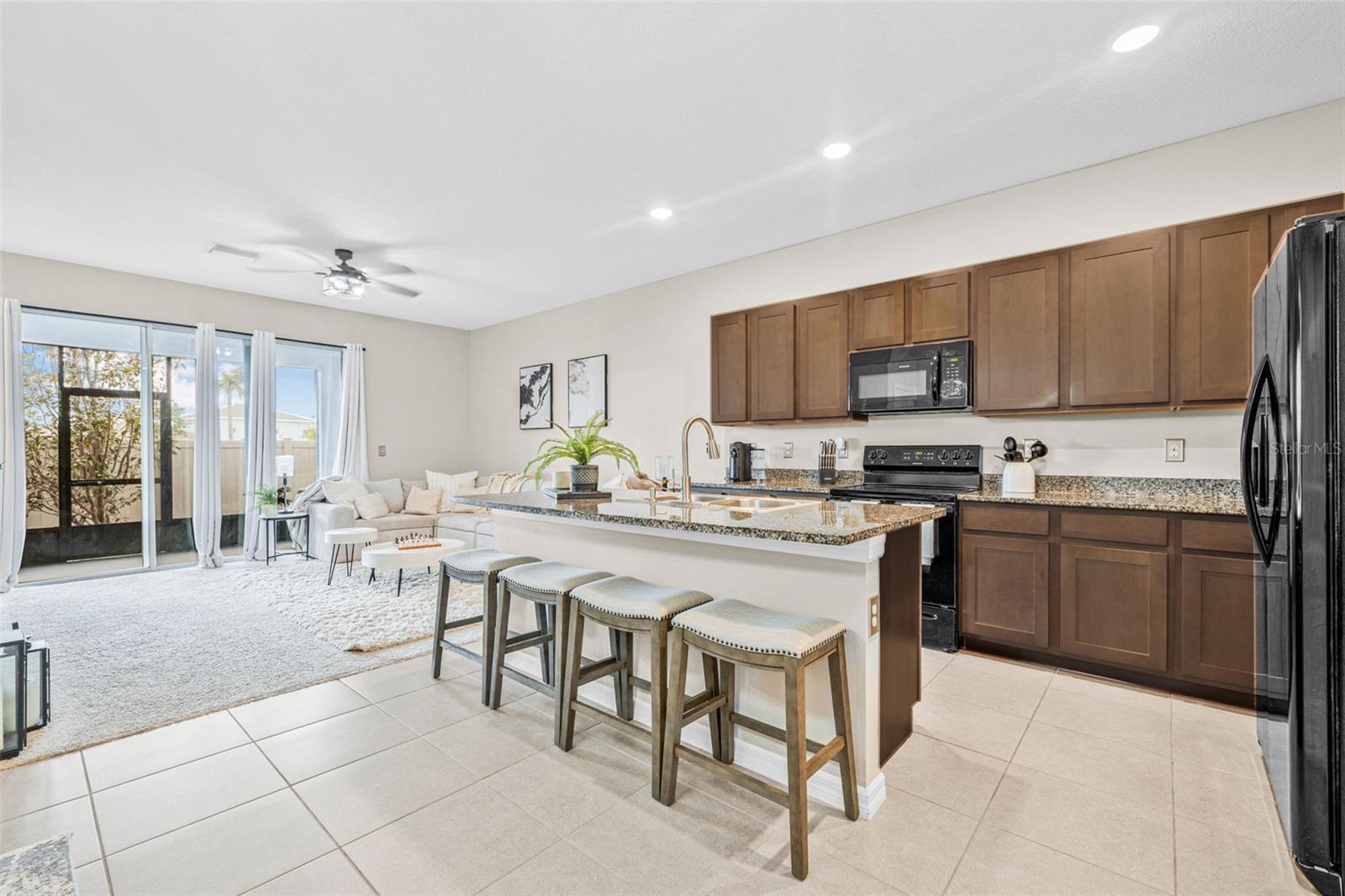 2771 SUNCOAST BLEND DR