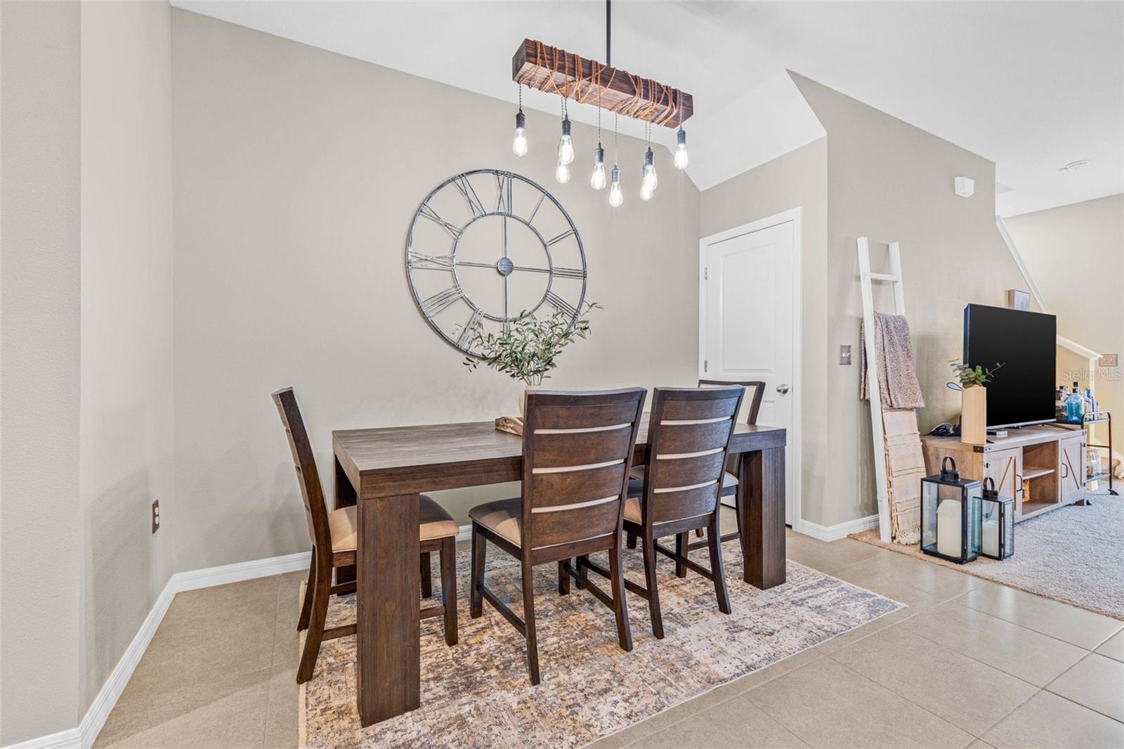 2771 SUNCOAST BLEND DR