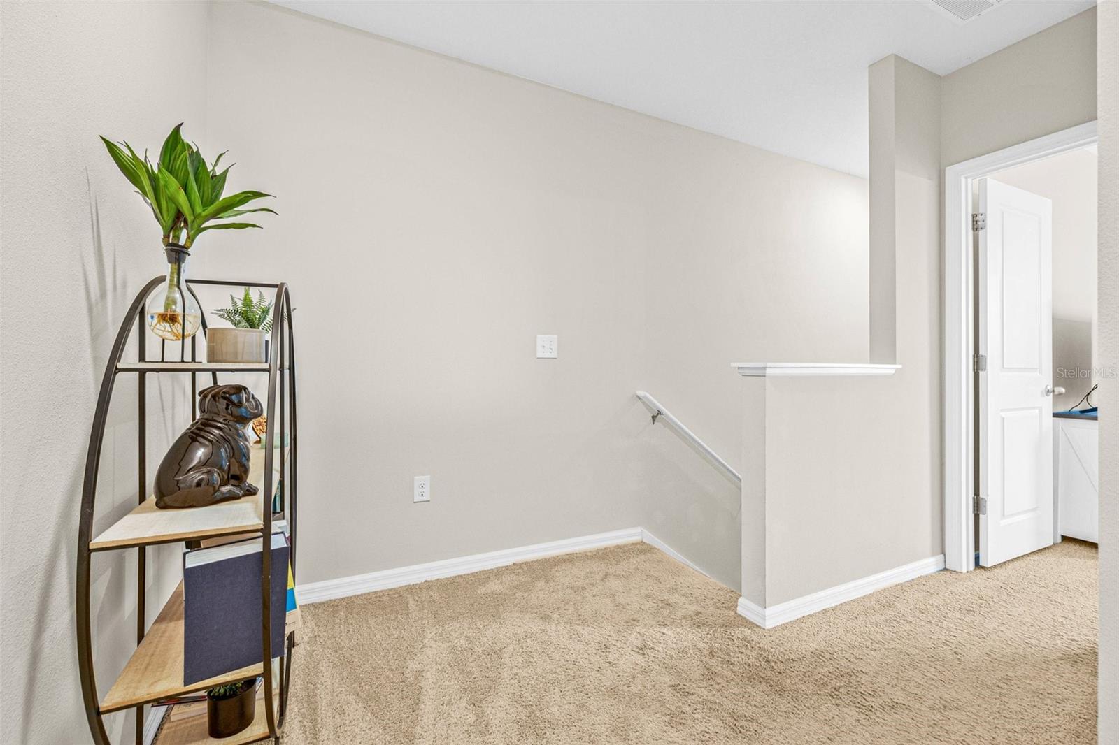 2771 SUNCOAST BLEND DR