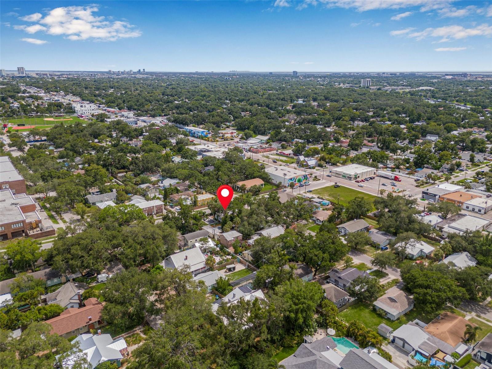 5101 N SUWANEE AVE