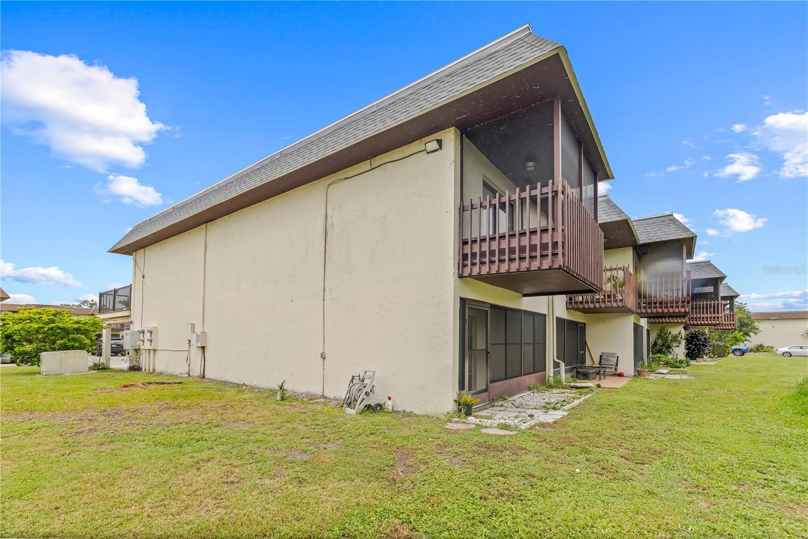 3368 RAMBLEWOOD PL #37-D-1