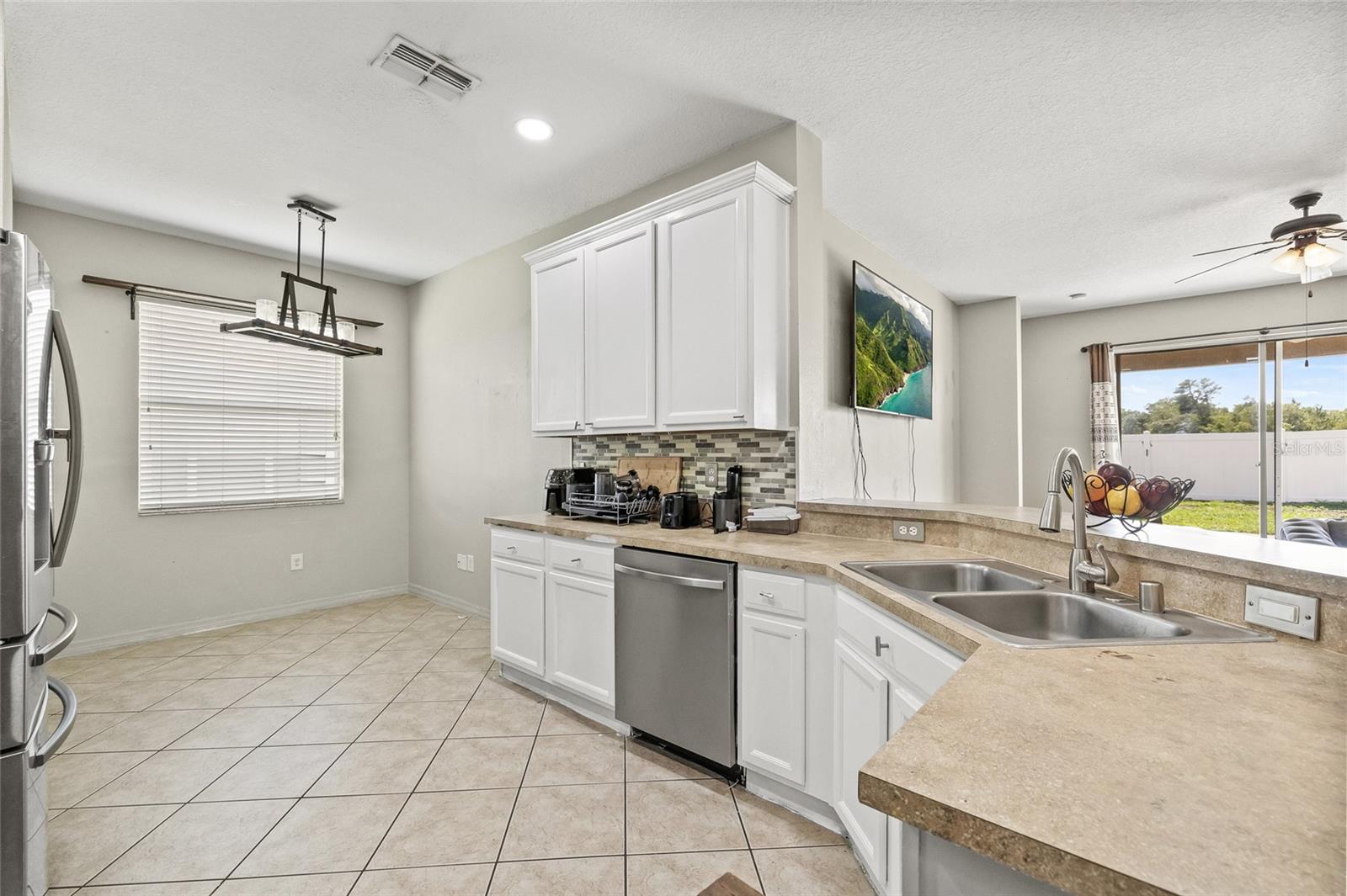 8521 SOUTHERN CHARM CIR