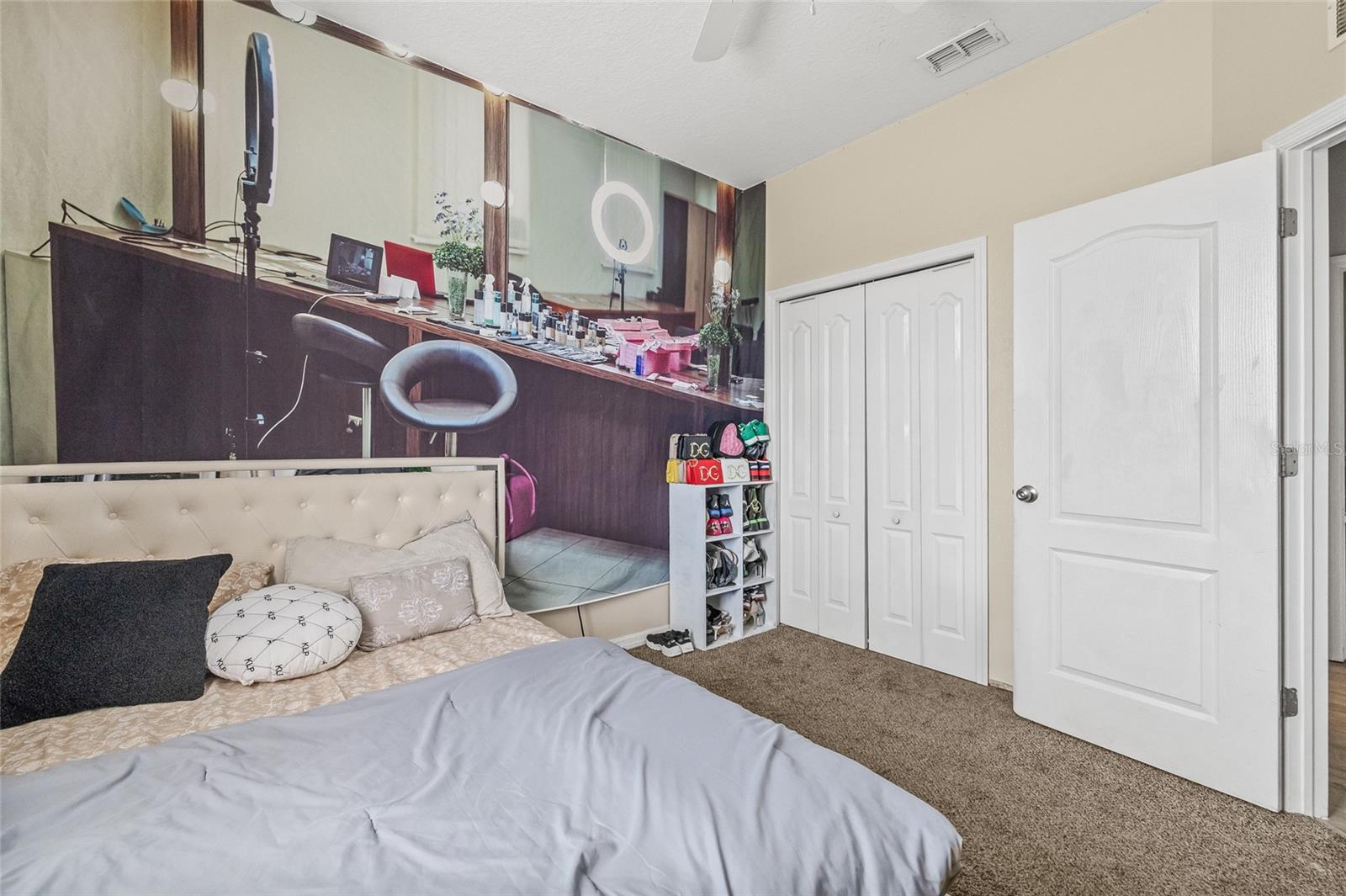 8521 SOUTHERN CHARM CIR