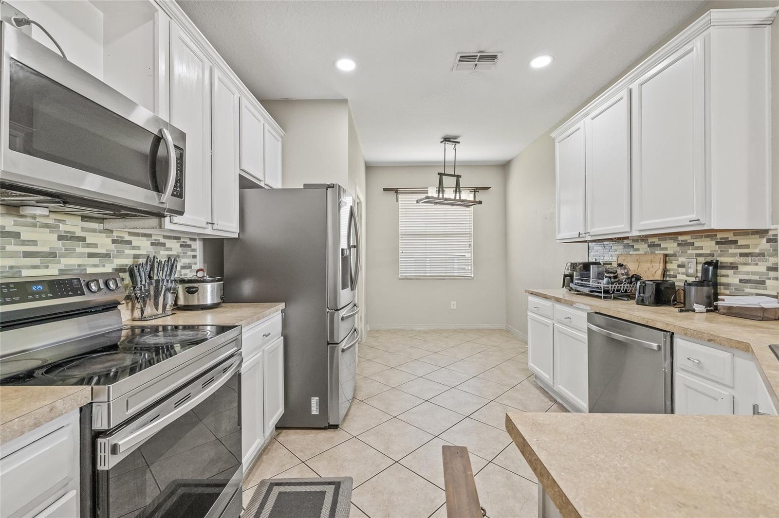 8521 SOUTHERN CHARM CIR