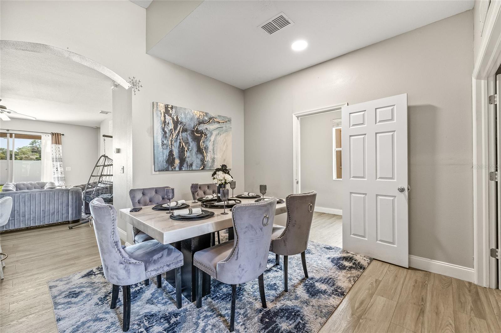 8521 SOUTHERN CHARM CIR