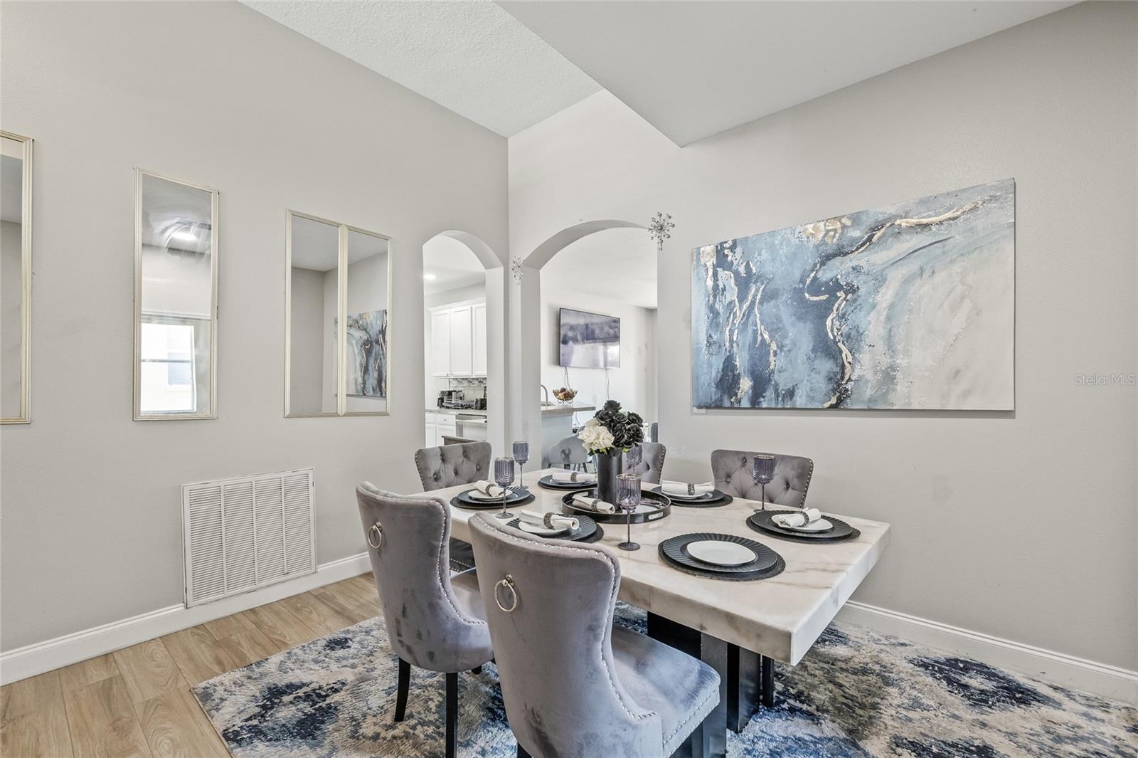 8521 SOUTHERN CHARM CIR