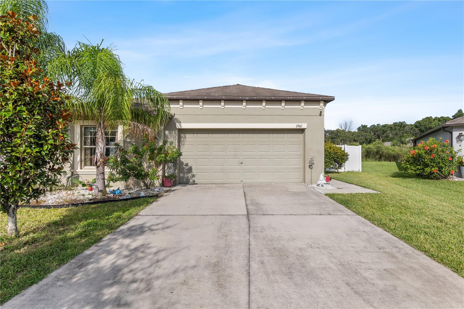 2942 MOULDEN HOLLOW DR