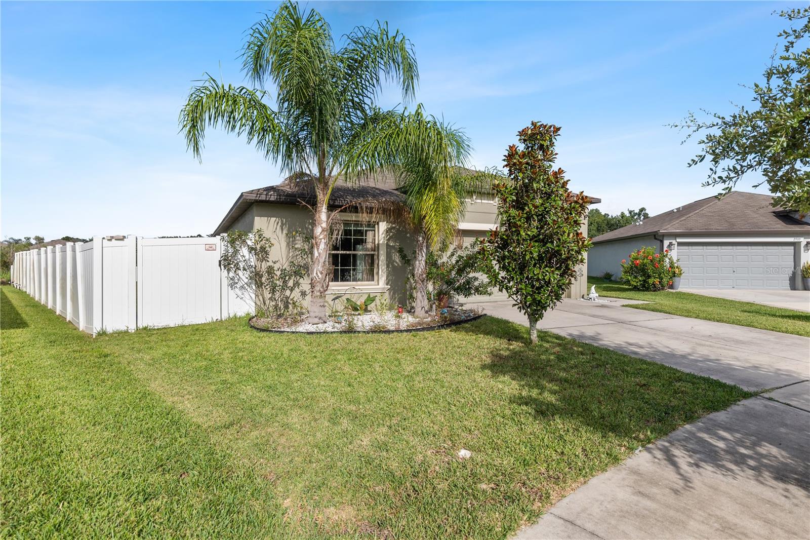 2942 MOULDEN HOLLOW DR