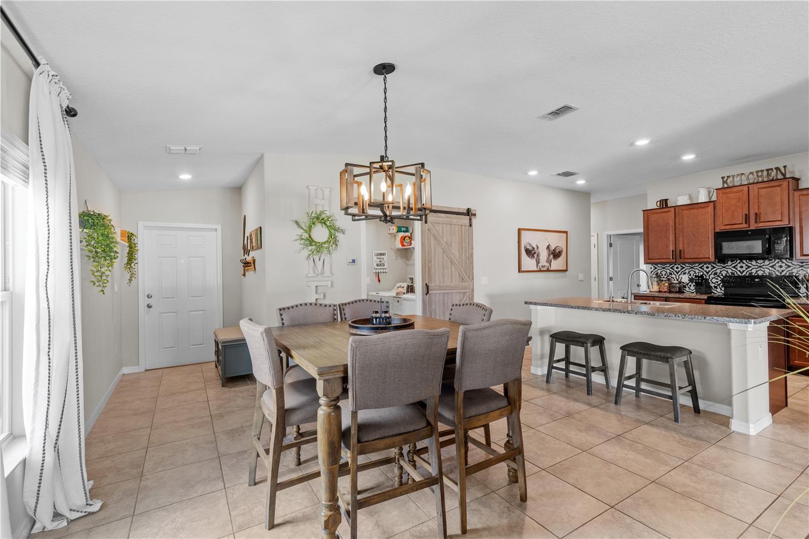 2942 MOULDEN HOLLOW DR