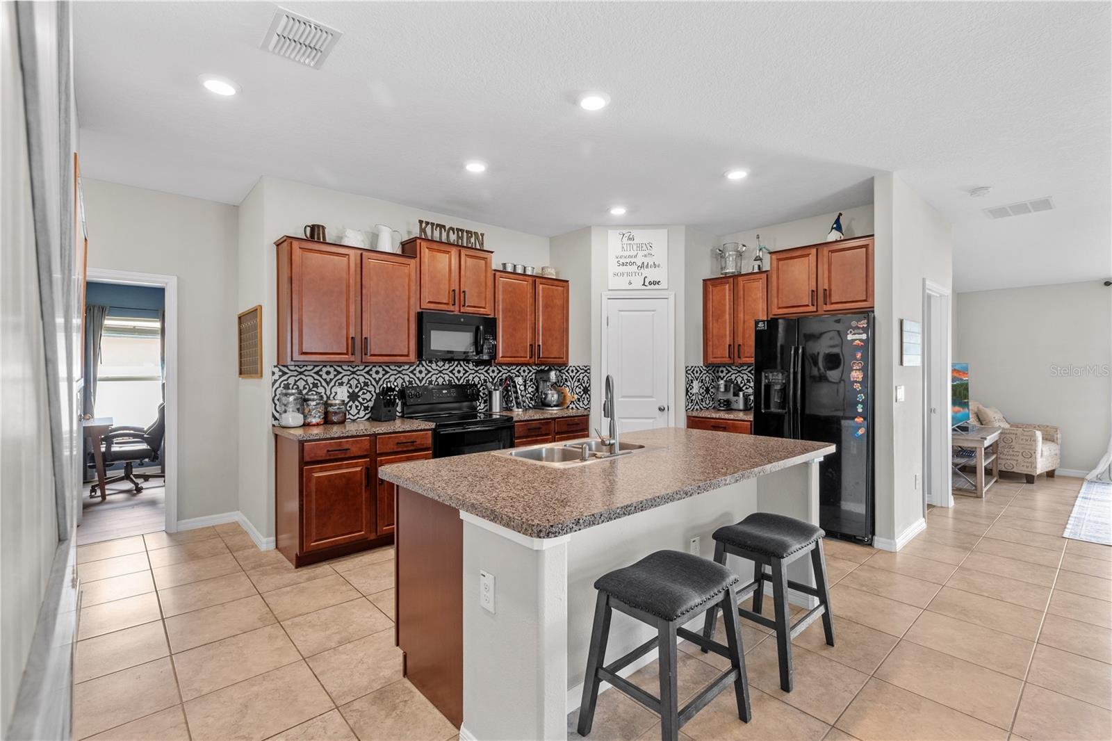 2942 MOULDEN HOLLOW DR