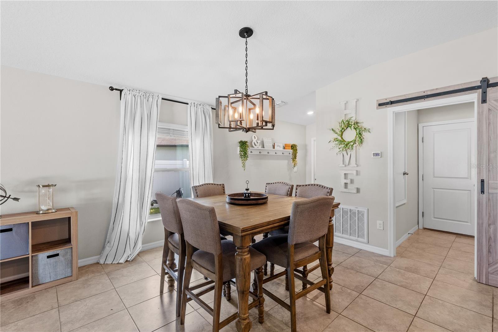 2942 MOULDEN HOLLOW DR