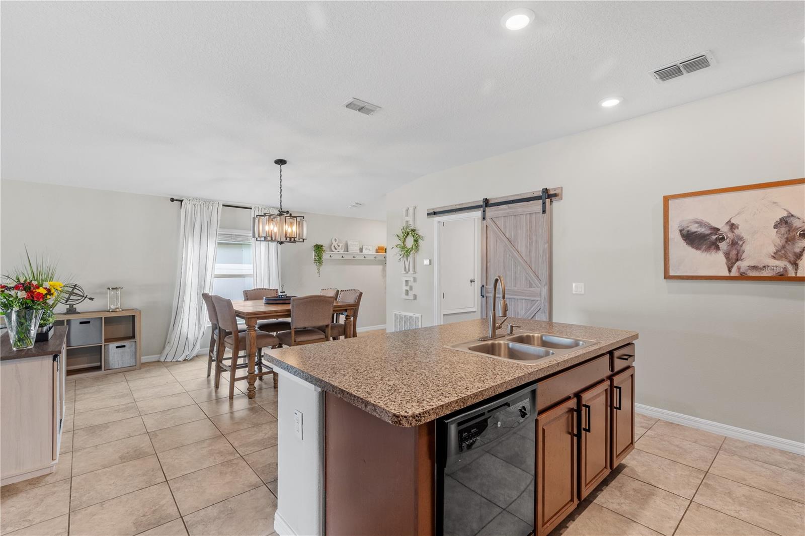 2942 MOULDEN HOLLOW DR