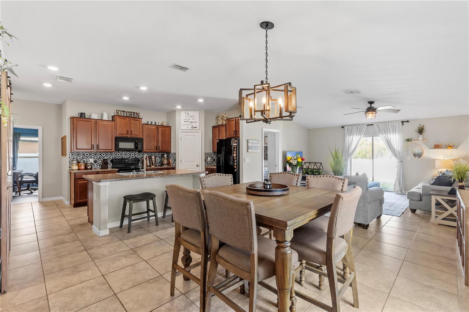 2942 MOULDEN HOLLOW DR