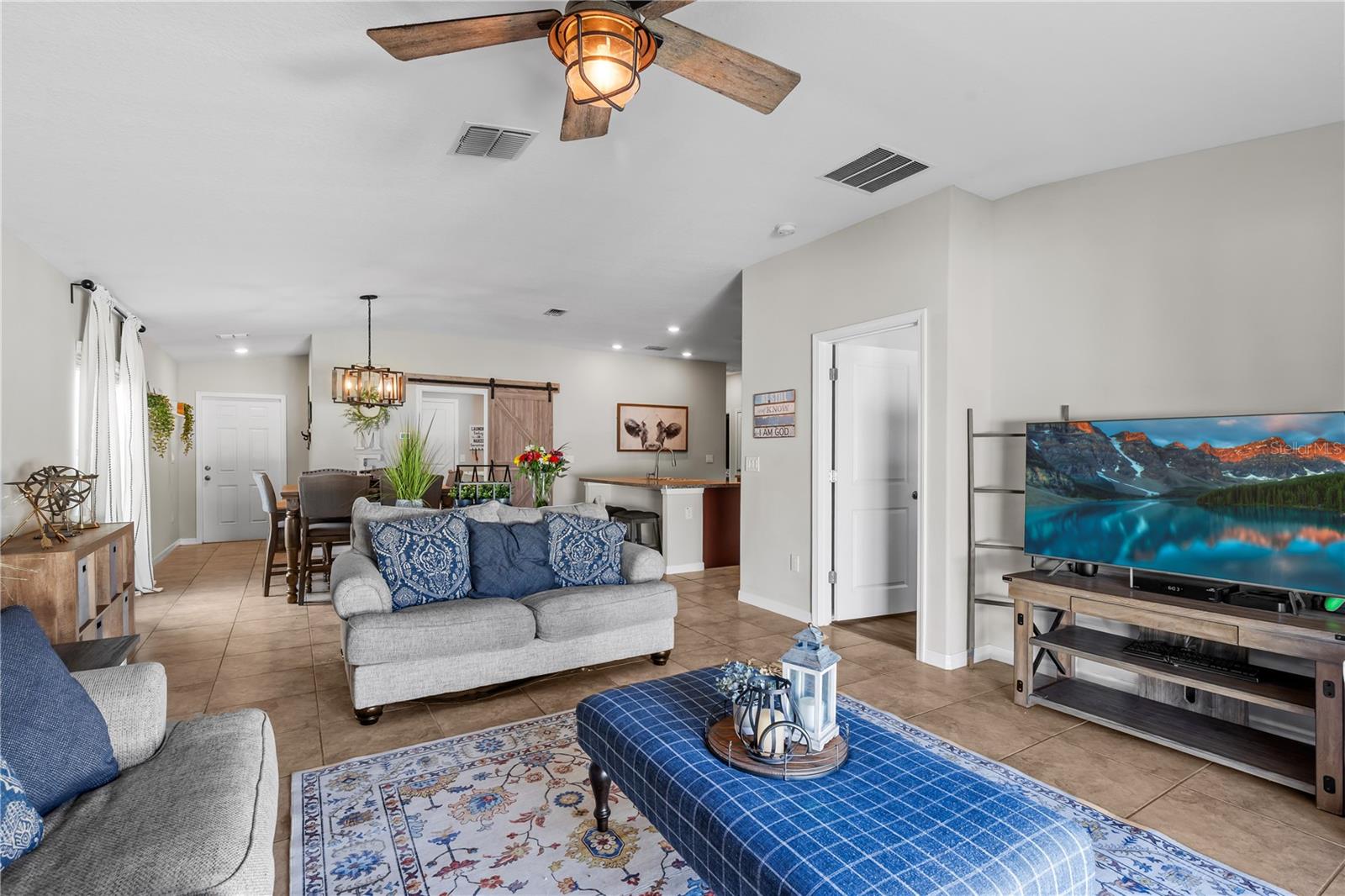 2942 MOULDEN HOLLOW DR