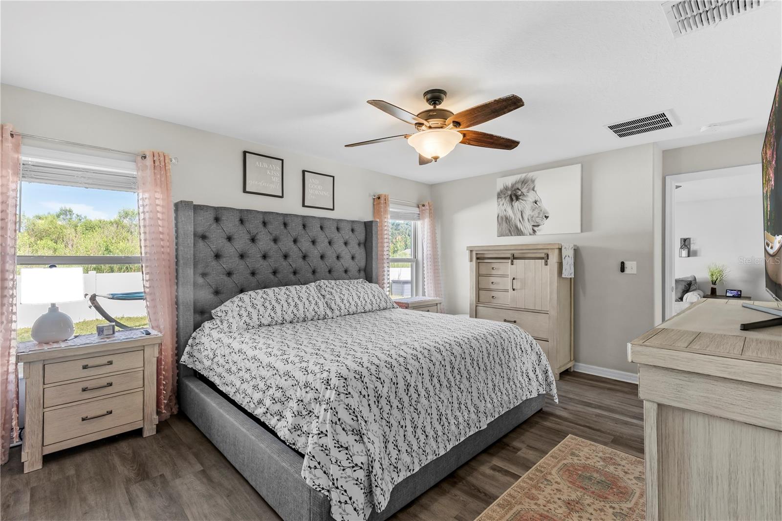 2942 MOULDEN HOLLOW DR