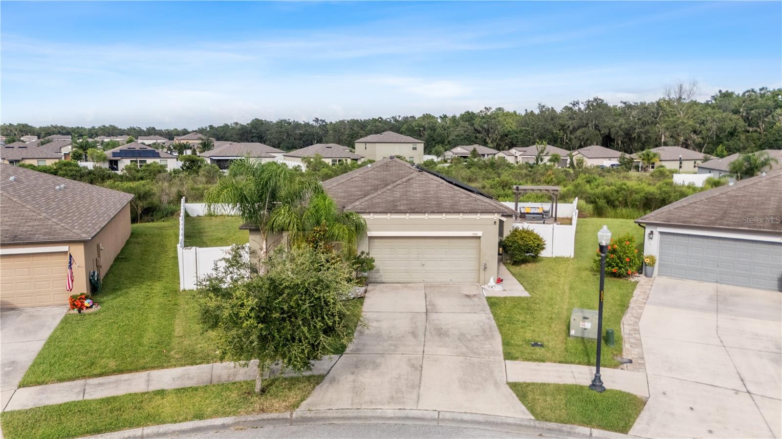 2942 MOULDEN HOLLOW DR