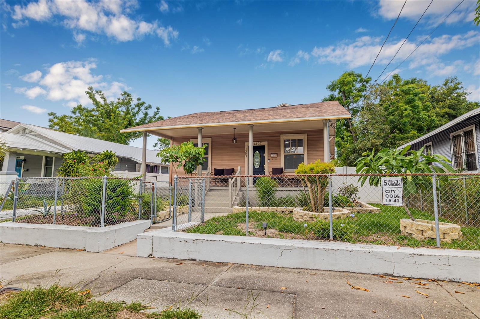 1207 E 17TH AVE