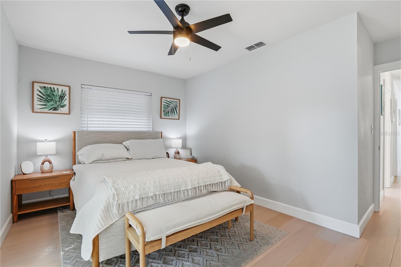 4043 SHORE ACRES BLVD NE