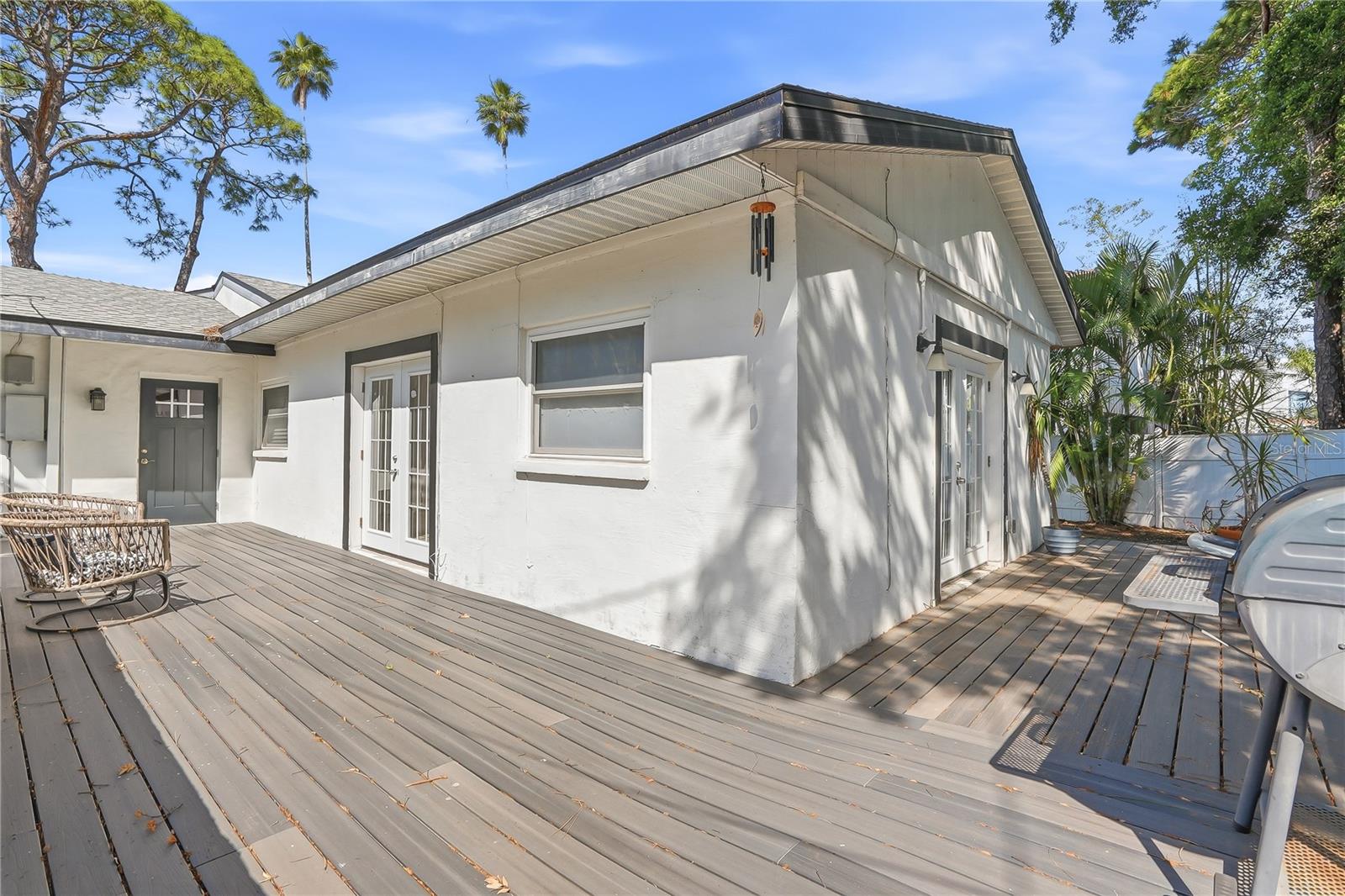 4043 SHORE ACRES BLVD NE