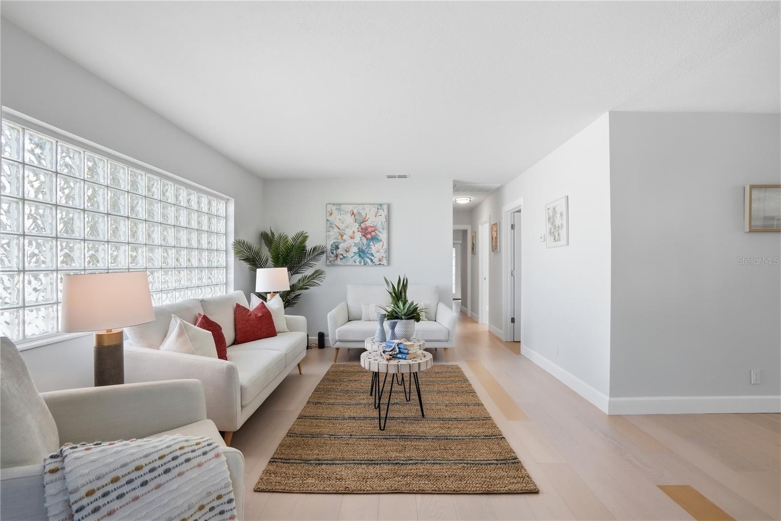 4043 SHORE ACRES BLVD NE