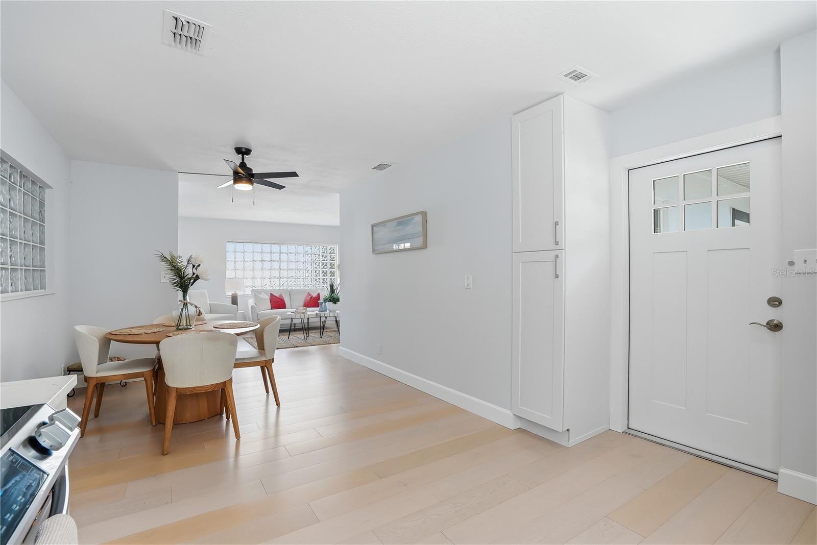 4043 SHORE ACRES BLVD NE