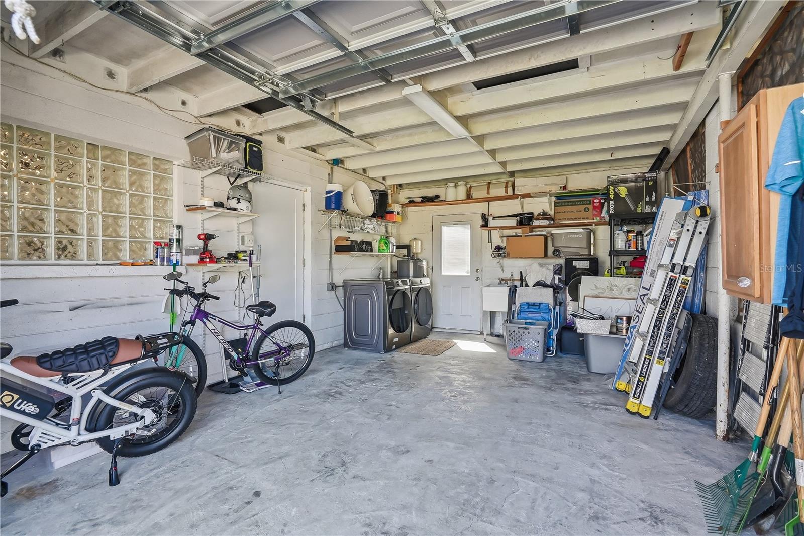 4043 SHORE ACRES BLVD NE