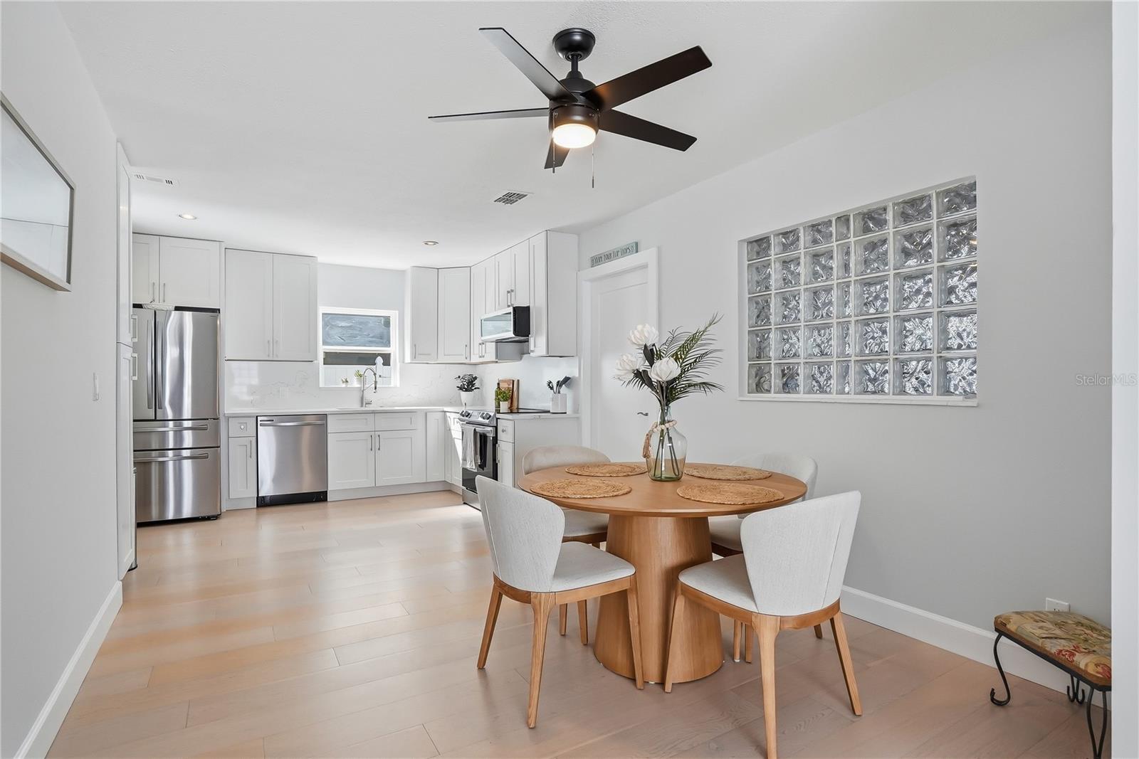 4043 SHORE ACRES BLVD NE