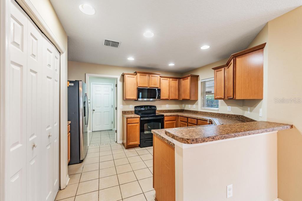 7013 FOREST MERE DR
