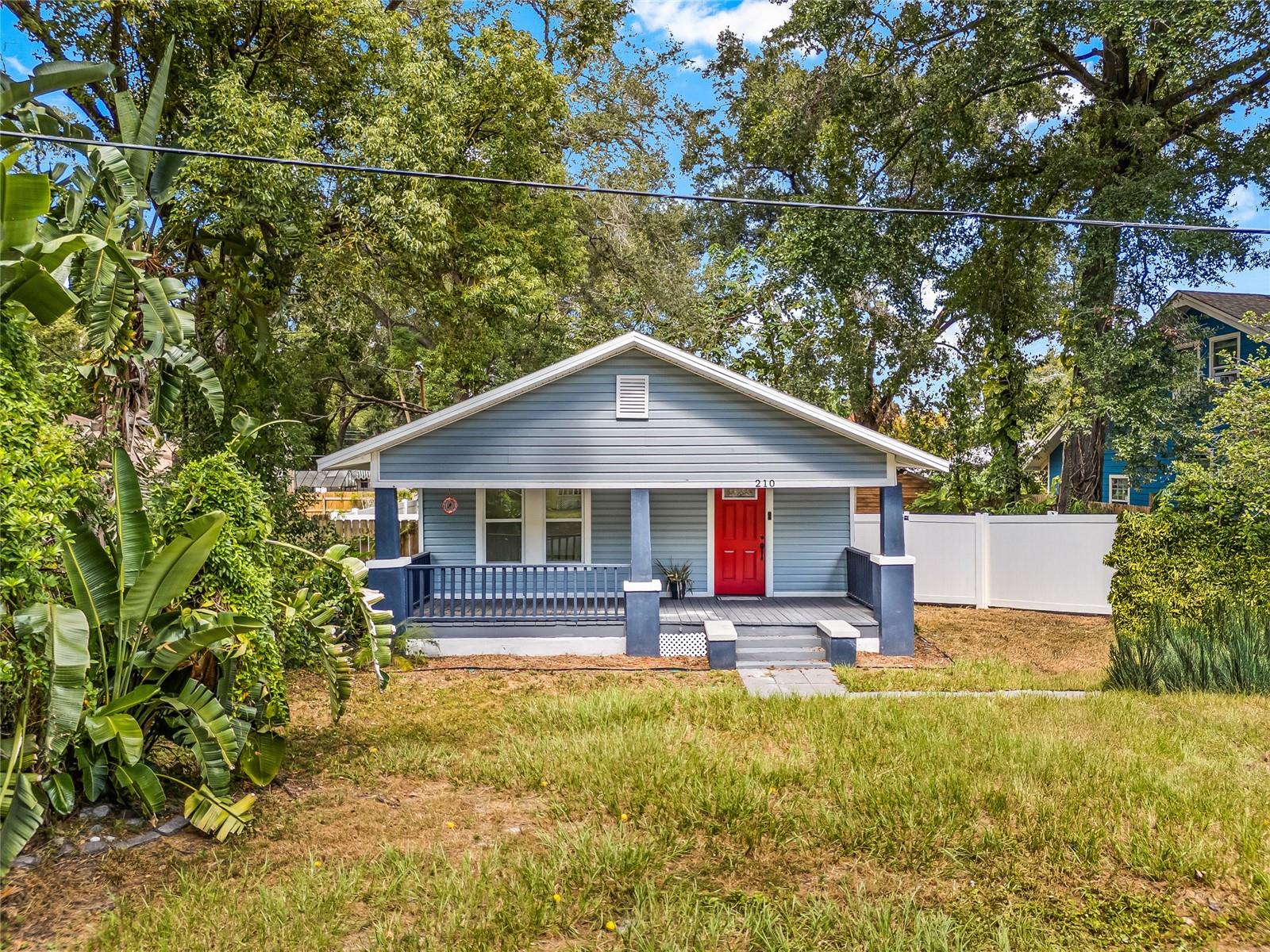 210 E CLUSTER AVE
