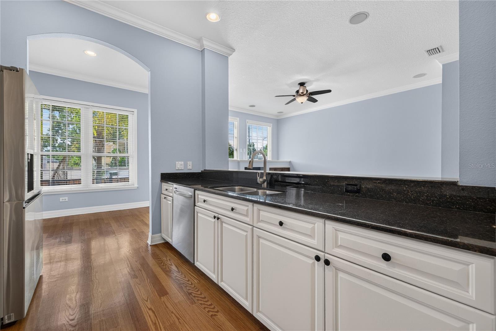 2908 HANSEN MANOR LN