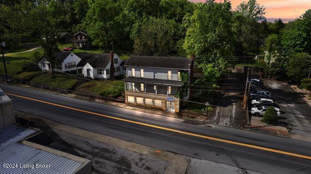 101 S Main St