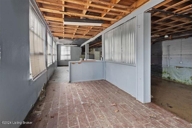 101 S Main St