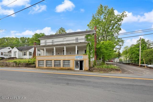 101 S Main St